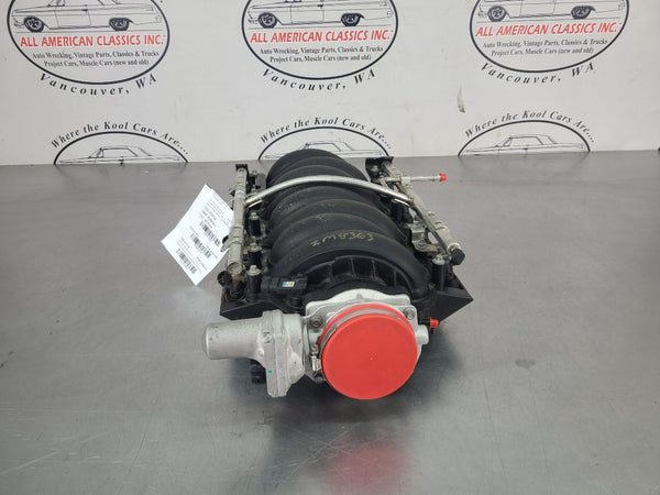 2005-07 C6 Corvette LS2 Factory Intake Manifold Assembly w/ Rails, Fuel Injector0