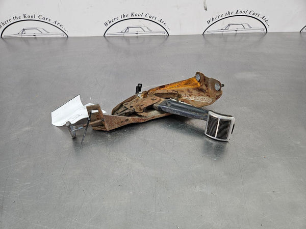 1969-70 Impala, Caprice Emergency Brake Ratchet Assembly, Ebrake E-brake - OEM0