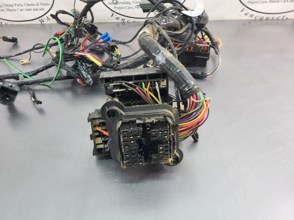 1988 GMC K3500 Truck 7.4L / TH400 Dash Wiring Harness w/ Fuse Box - OEM6