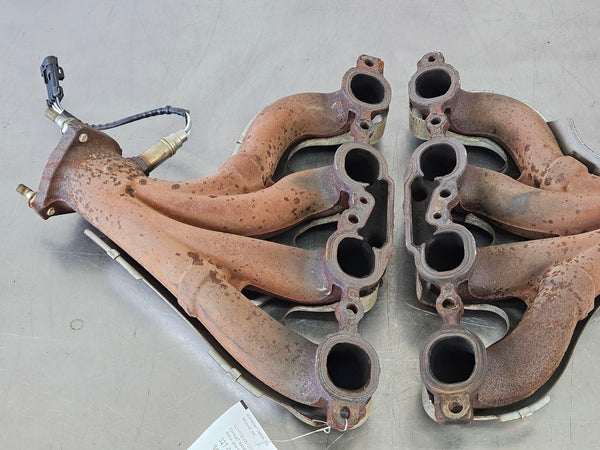 2001-04 C5 Corvette Factory Exhaust Manifold Pair, Left and Right - OEM9
