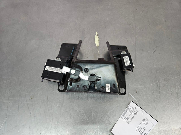 2005-13 C6 Corvette Convertible Decklid Latch Assembly w/ Bracket, #15806887 1