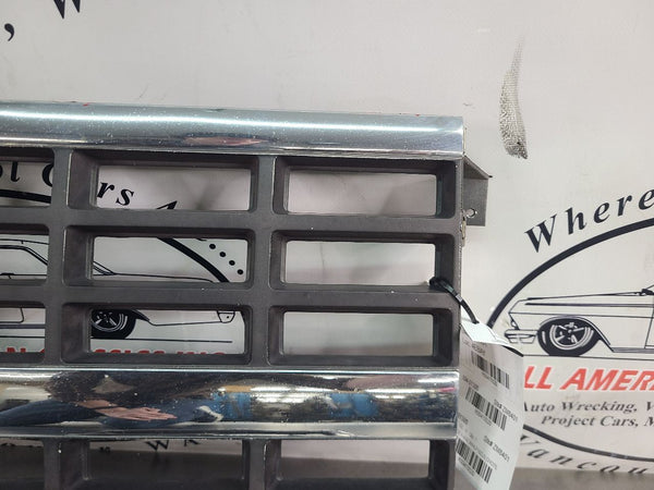 1989-91 Chevy Truck, Blazer, Suburban Front Grille w/ Dual Headlight Bezels 5