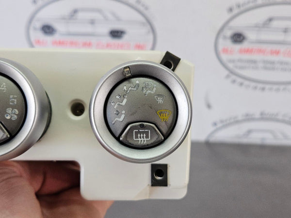 2003-06 Chevy SSR A/C AC Temp Temperature Control Unit - OEM3