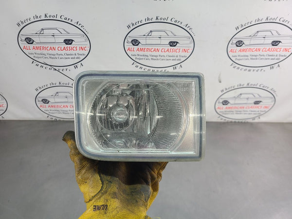 2004-08 Cadillac XLR Passenger Right Side Fog Lamp Light Assembly, RH - OEM0