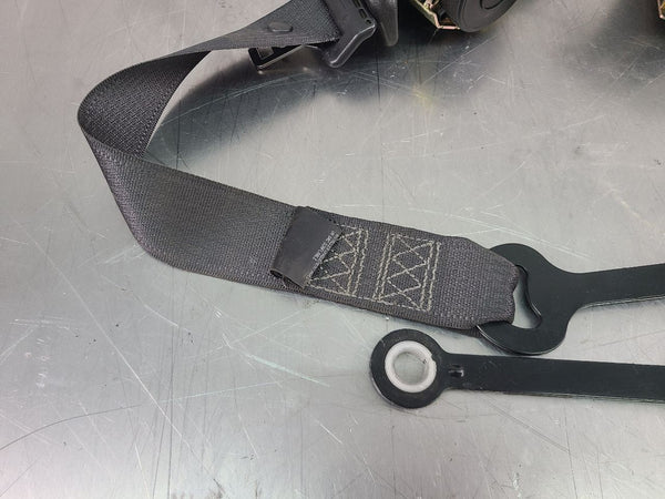 2004-06 GTO Front Seat Belt Retractor Set, LH / RH, Black - OEM5
