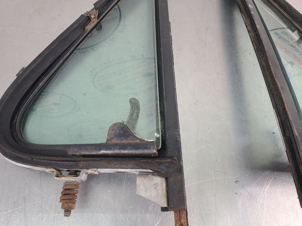 1973-79 Ford Bronco Front Door Vent Glass Pair, Left / Right - OEM5