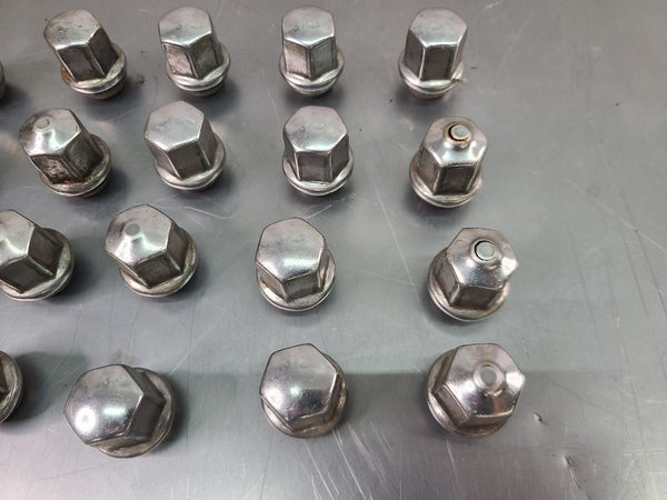 2014-17 Chevy Caprice SS Sedan, OEM Wheel Lug Nuts, Complete Set of 2019