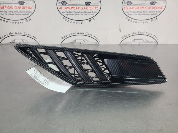 2014-17 C7 Corvette Coupe Quarter Panel Vent Insert, Carbon Overlay, Left LH0
