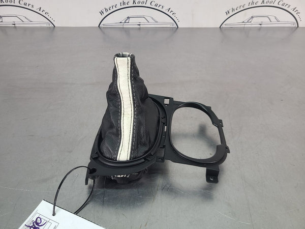 2005-13 C6 Corvette Manual Transmission Bare Shifter Boot, Black and White 0