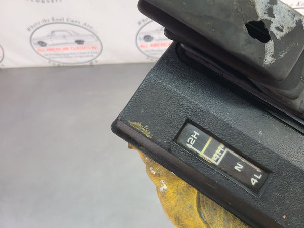 1989 Chevy Suburban Transfer Case Shifter Bezel Trim and Boot - OEM1