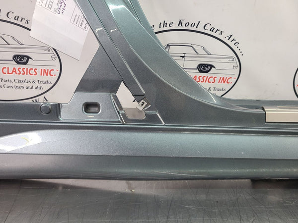 2004-09 XLR Right Passenger Side Rocker / Aperture Panel Moulding, Gray13