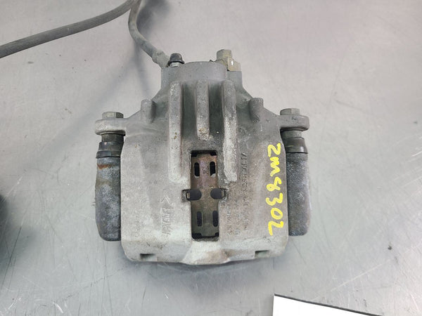 1997-04 C5 Corvette Base Brake Caliper Complete Set w/ Brackets, Silver - OEM7
