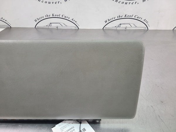 1999-2006 GMC Yukon Denali Sierra Truck Glovebox Glove Box Door Compartment Gray4