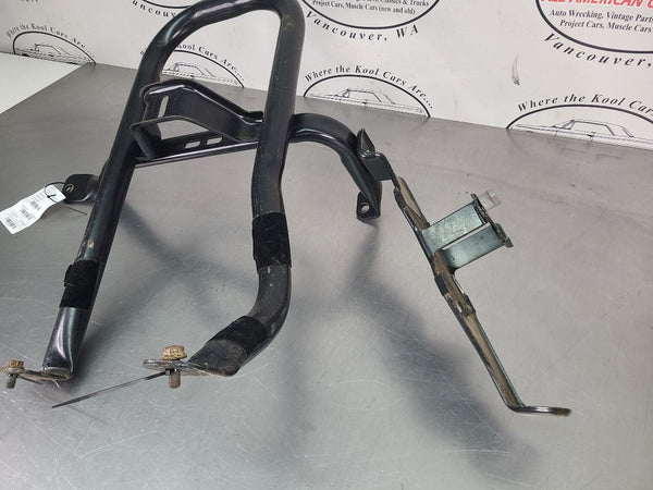 2003-07 Hummer H2 Interior Spare Tire Carrier - OEM4