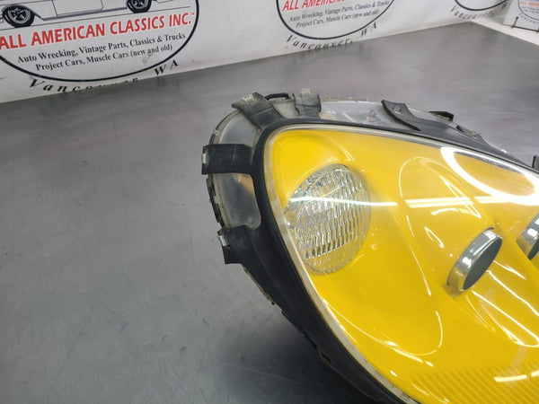 2005 C6 Corvette Right Passenger Side Headlight Assembly, Millennium Yellow, 79U16