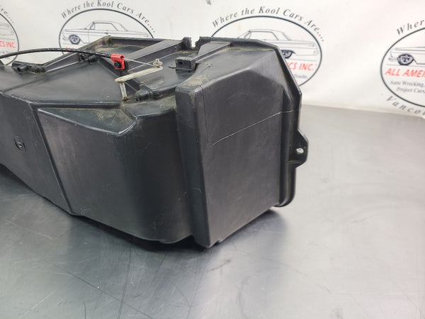 1991 Chevy Suburban Non-AC Under Dash Heater Housing Box Assembly - OEM9