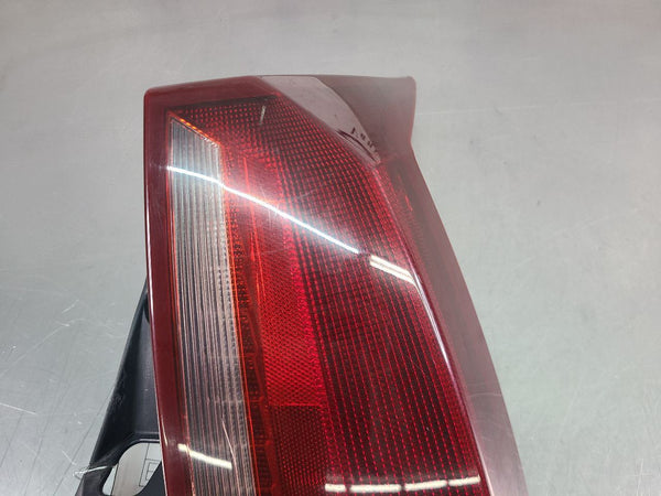 2004-09 Cadillac XLR Right Passenger Side Rear Tail Light Assembly, RH11