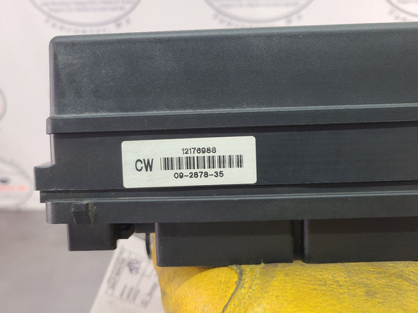 1999 C5 Corvette 5.7L LS1, 6-Speed, Engine Bay Fuse Box Assembly - OEM5