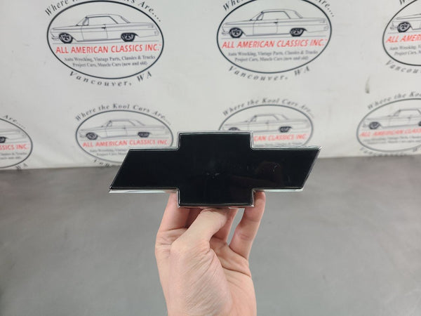 2003-06 Chevy SSR Rear Tailgate Bowtie Emblem Badge Ornament, Black - OEM0