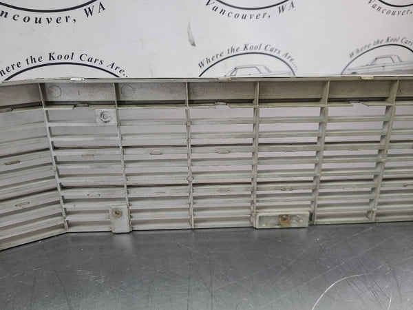 1970 Impala, Caprice Upper Front Grille Assembly - OEM18