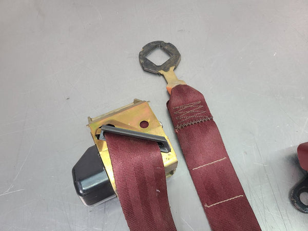 1988-94 GMC Chevy Truck Extended Cab Rear Seat Belt Set, Red - OEM1