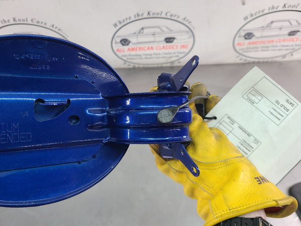 1997-04 C5 Corvette Exterior Fuel Filler Door Assembly, Electron Blue - OEM7
