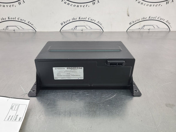  1998-04 C5 Corvette Pioneer 12 Disc CD Changer Player w/ Cartridge, #256853325