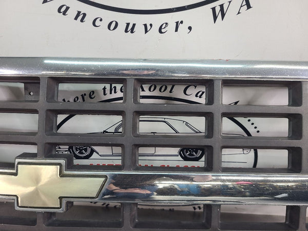 1989-91 Chevy Truck, Blazer, Suburban Front Grille w/ Dual Headlight Bezels 4