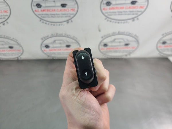 2002-05 Ford Thunderbird Convertible Top Control Switch Assembly - OEM0