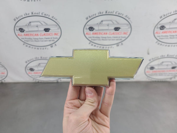 2003-06 Chevy SSR Rear Tailgate Bowtie Emblem Badge Ornament - OEM0