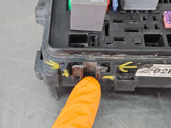 2014-19 C7 Corvette Engine Bay Underhood Fuse Box Junction Box, #23263498 - OEM6