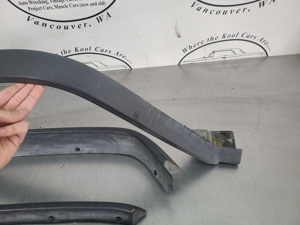 2003-09 Hummer H2 Factory Fender Flare 6 Piece Set, Black - OEM12