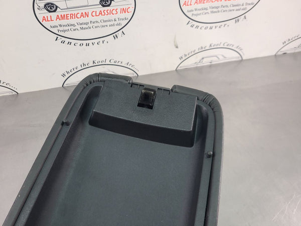 2004-09 Cadillac XLR Center Console Lid, Black - OEM9