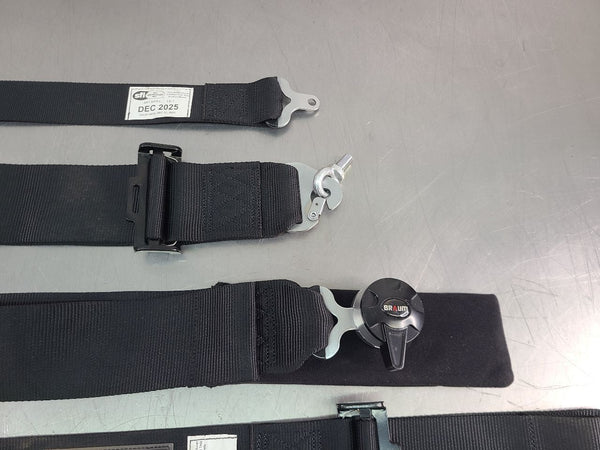 2013-15 Camaro Braum 5-Point Seat Belt Harness Set w/ Attachment Bar3