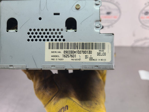 1997-99 C5 Corvette AM / FM Radio Headunit Assembly, #16257601 - OEM GM12