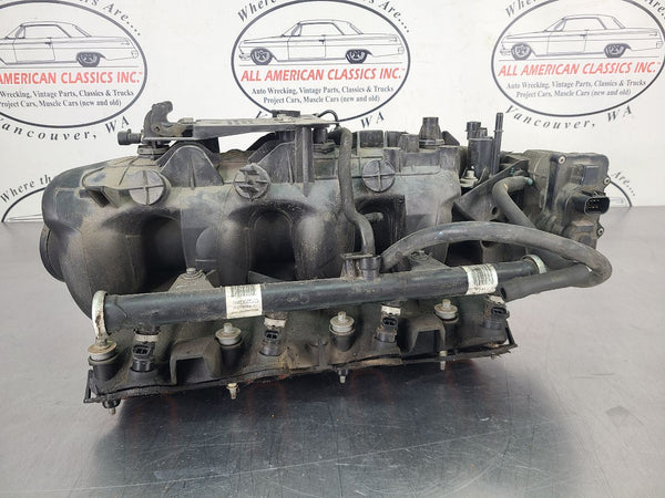 2003-07 Hummer H2 6.0L LQ4 Factory Intake Manifold w/ Fuel Rails, Throttle Body5