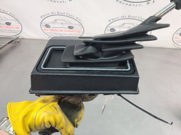 1981-91 Chevy Suburban Transfer Case Shifter Assembly w/ Bezel, Knob, Black7