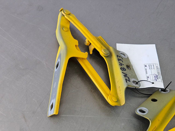 2003-06 Chevy SSR Factory Hood Hinge Pair, Left / Right - OEM1