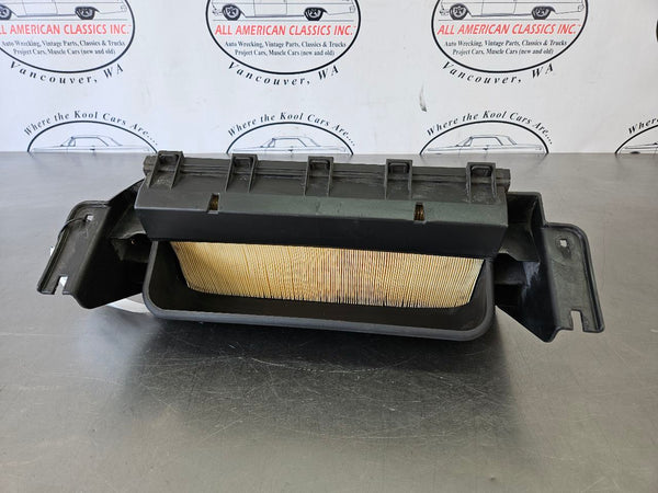 2003-06 Chevy SSR Factory Air Cleaner Box Housing Assembly - OEM5