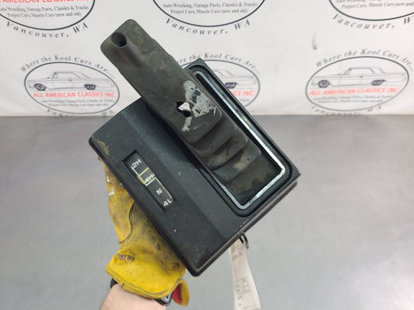 1989 Chevy Suburban Transfer Case Shifter Bezel Trim and Boot - OEM0