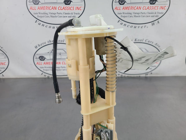 2005-08 C6 Corvette LH Left Fuel Pump Assembly, 12k Miles! - OEM3