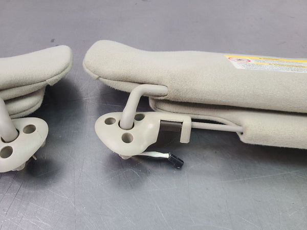 2002 GMC Denali, Sierra, Front Sun Visor Pair, RH/LH, Gray, w/ Lights - OEM8