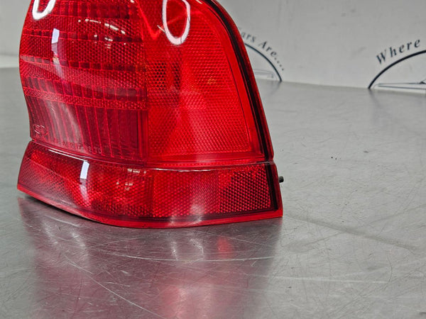1992-96 Ford Thunderbird Rear Outer Tail Light Lamp, Right Passenger Side - OEM3