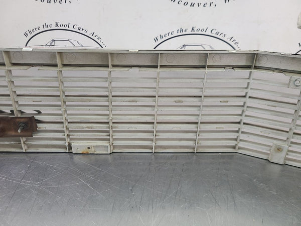 1970 Impala, Caprice Upper Front Grille Assembly - OEM19