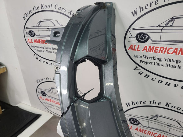 2004-09 XLR Right Passenger Side Rocker / Aperture Panel Moulding, Gray2