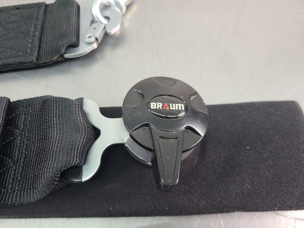 2013-15 Camaro Braum 5-Point Seat Belt Harness Set w/ Attachment Bar4