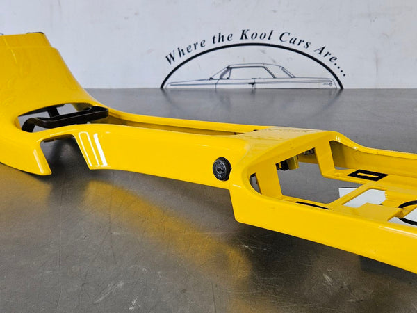 2003-06 Chevy SSR Front Center Console Upper Trim Panel, Yellow - OEM7
