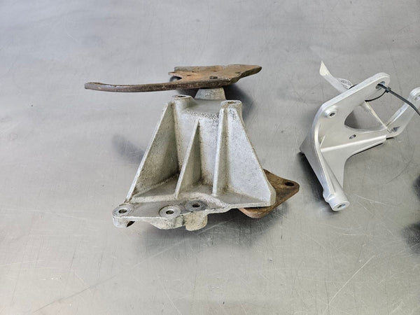 1988-91 Ford F250 Truck 7.3L IDI V-Belt, AC / Power Steering Bracket Set - OEM2