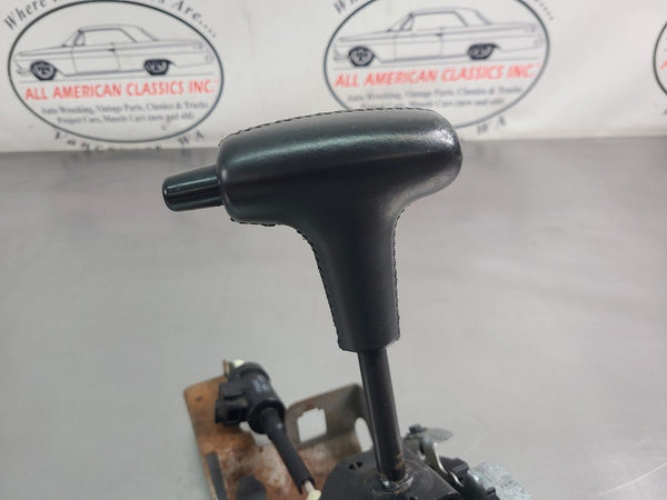 1993-02 Pontiac Firebird Automatic Transmission Shifter Assembly w/ Knob - OEM1