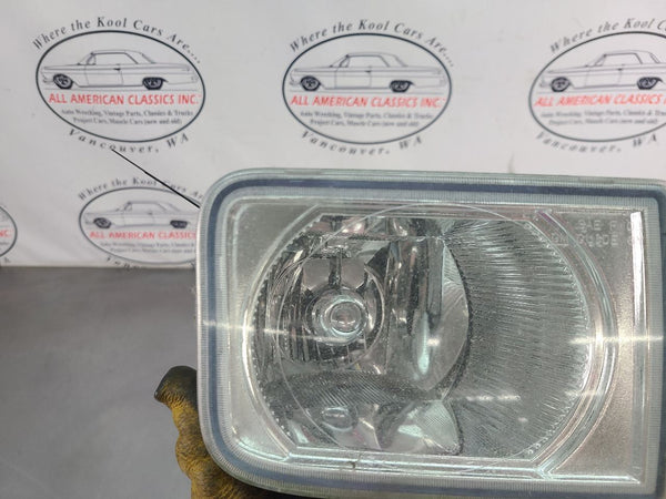 2004-08 Cadillac XLR Passenger Right Side Fog Lamp Light Assembly, RH - OEM1